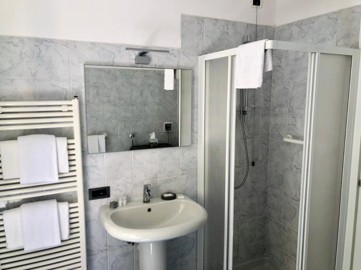 Le Campane Studio Apartment Bellagio Exterior foto